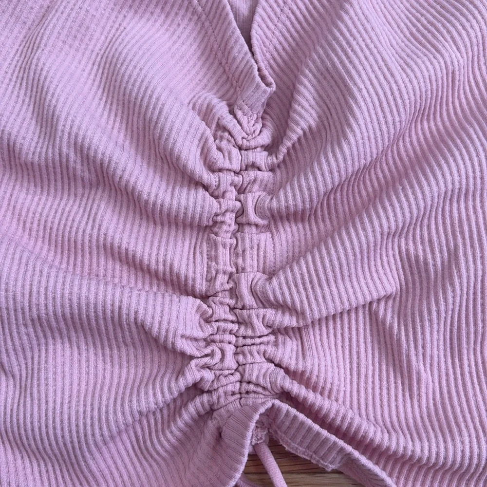 Pink Ruched Ribbed Tank Top - Picture 3 of 4